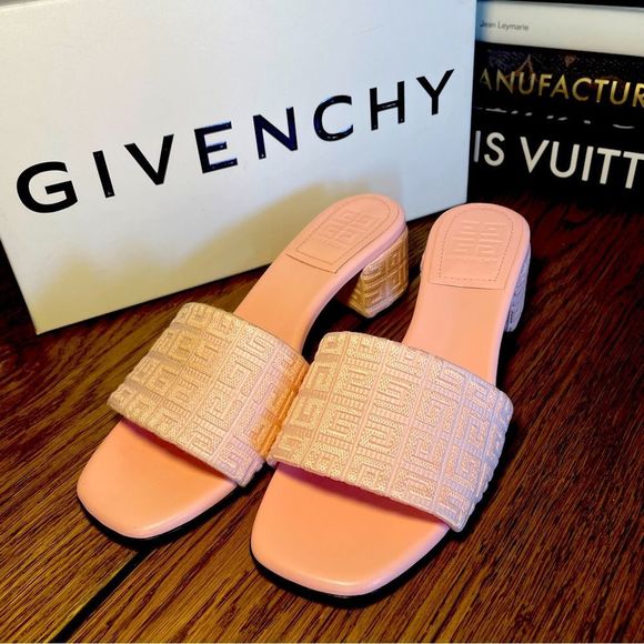 Givenchy slides mules sandals Size 38/8US NEW WITH TICKET - Picture 3 of 6